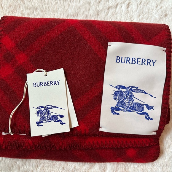 Burberry Equestrian Knight Detail Check Wool Scarf - Picture 7 of 7